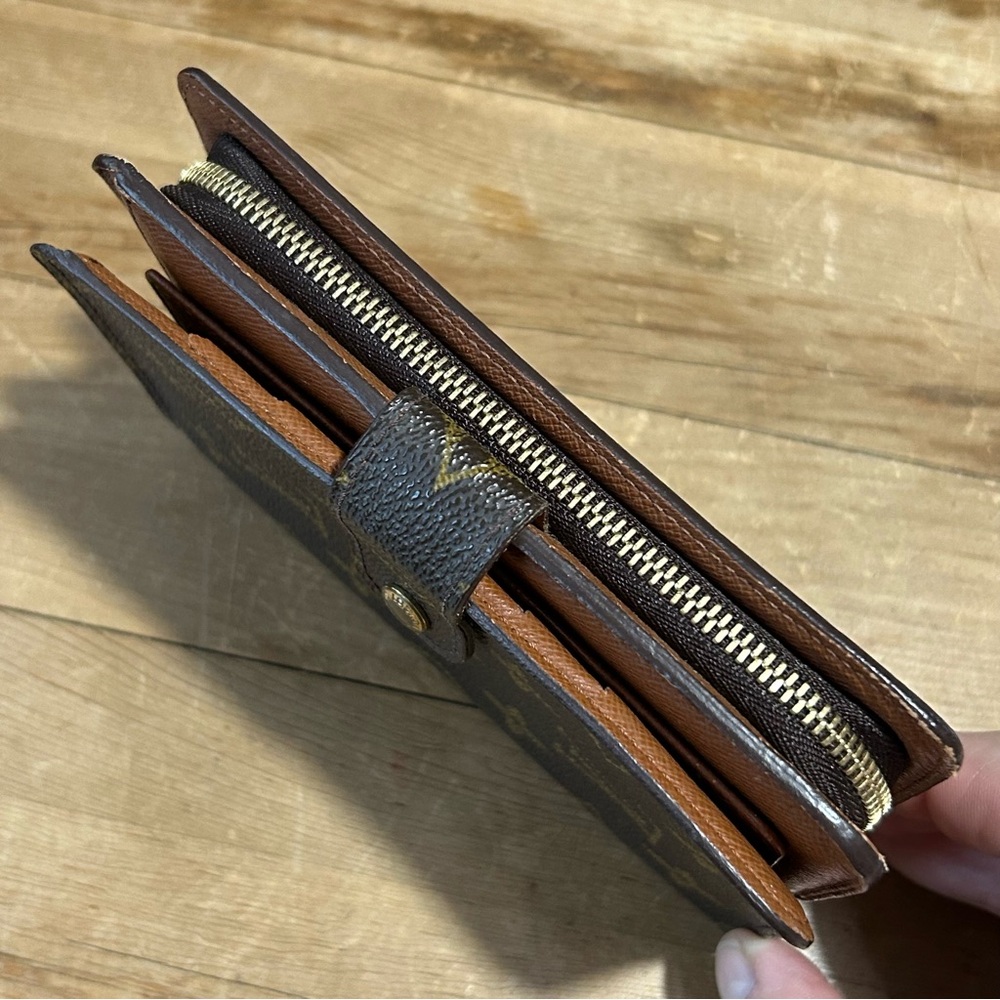 Vintage LV Mono Wallet Bifold Zippy - Picture 3 of 11